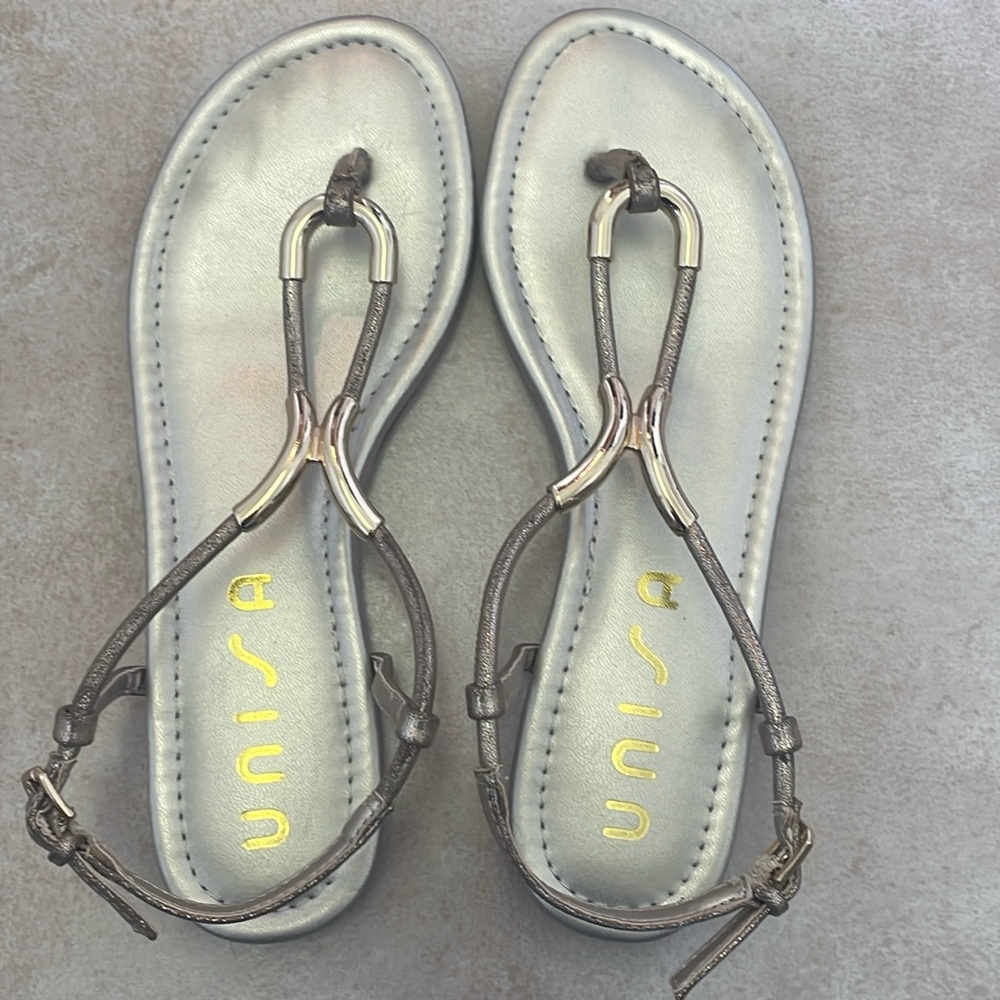 *SALE* Unisa Woman's Sandles - size 7M